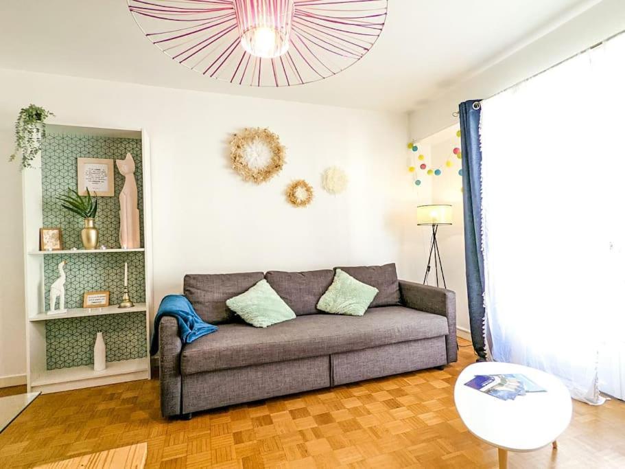 Cosy Spring 2Ch - Place Verdun - Stationnement Gratuit Pau Kültér fotó
